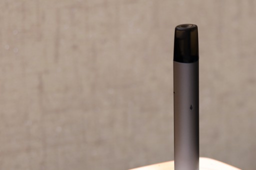 电子烟概念股集体爆发：华宝涨20%，思摩尔涨13%，悦刻涨9%